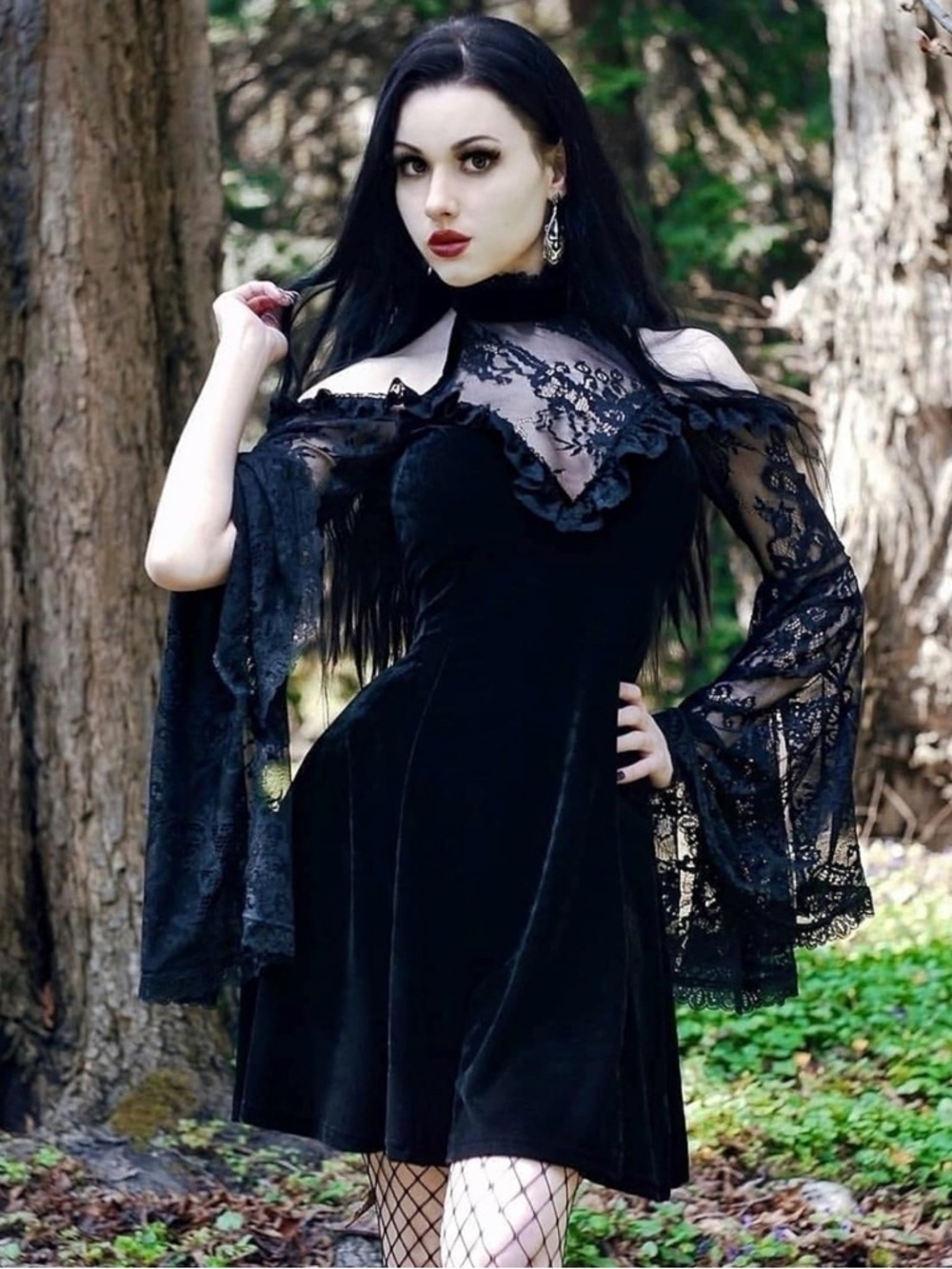 NWT Gothic Velvet and Lace Split Sleeve Cold Shoulder Mesh Dress Black Medium - Picture 2 of 11